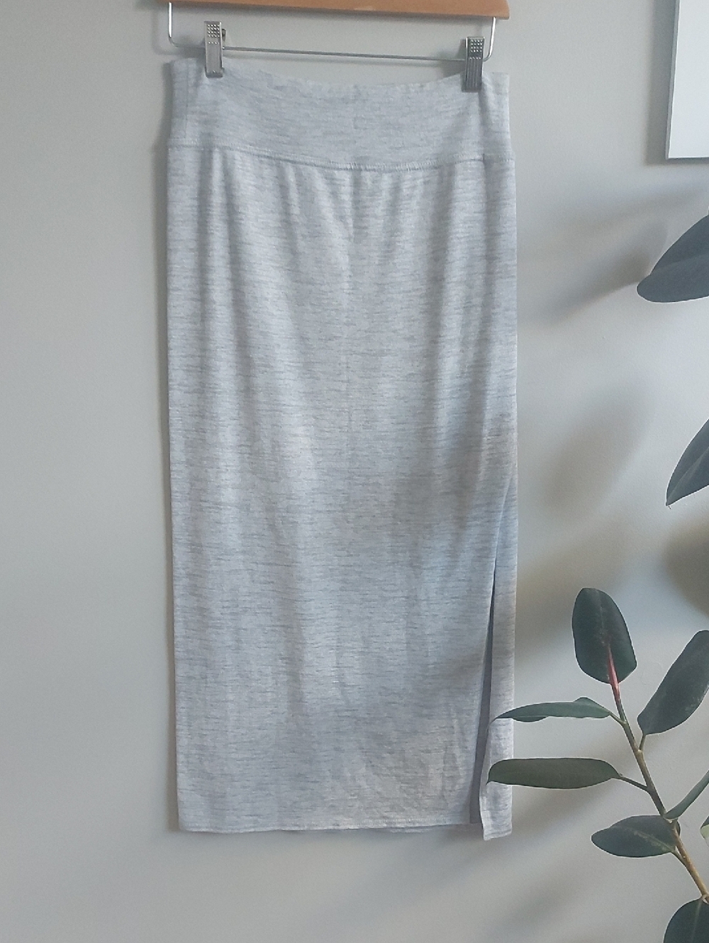 Wilfred Light Gray Knit Midi Skirt - M